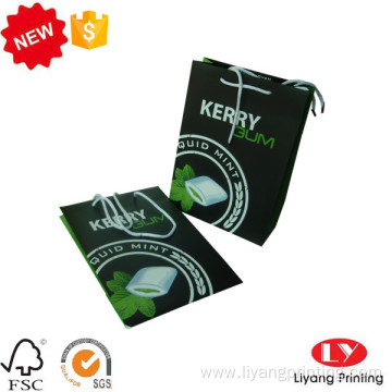 Black paper shopping packaging bag with handle